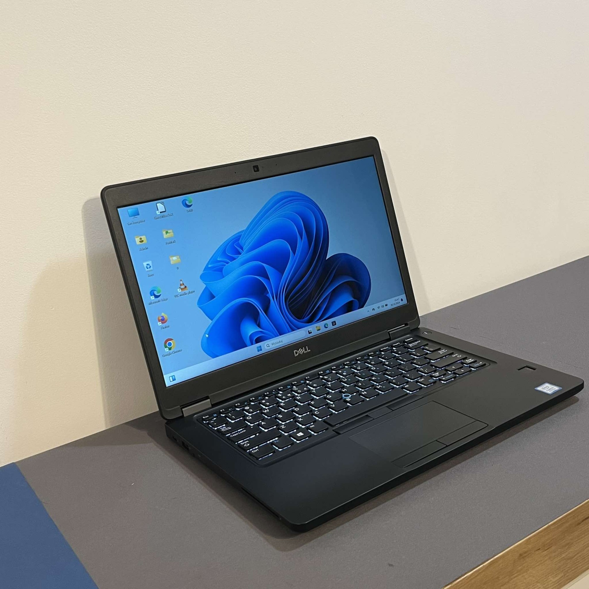 Dell Latitude 5490