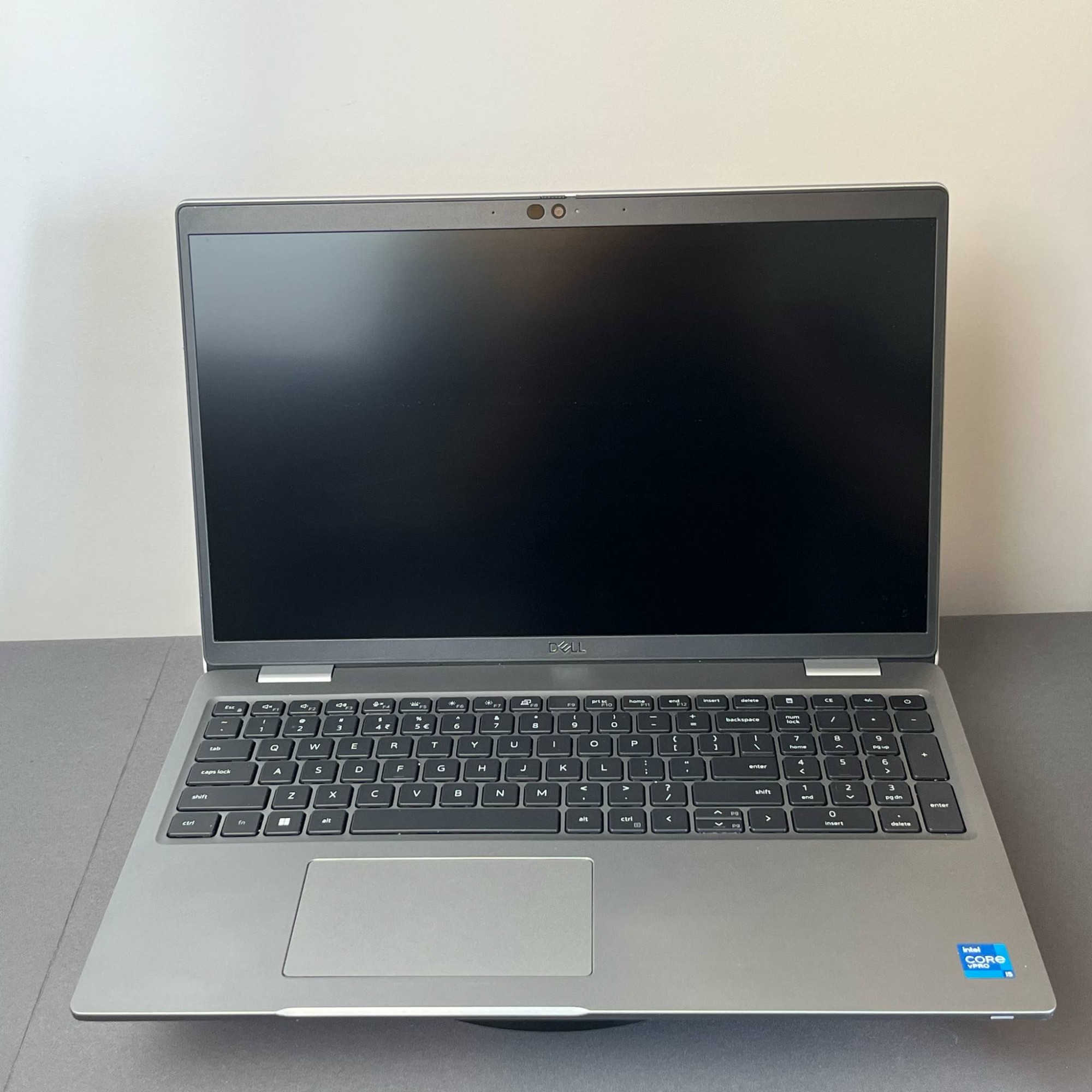Dell Latitude 5520 Dell Latitude 5520