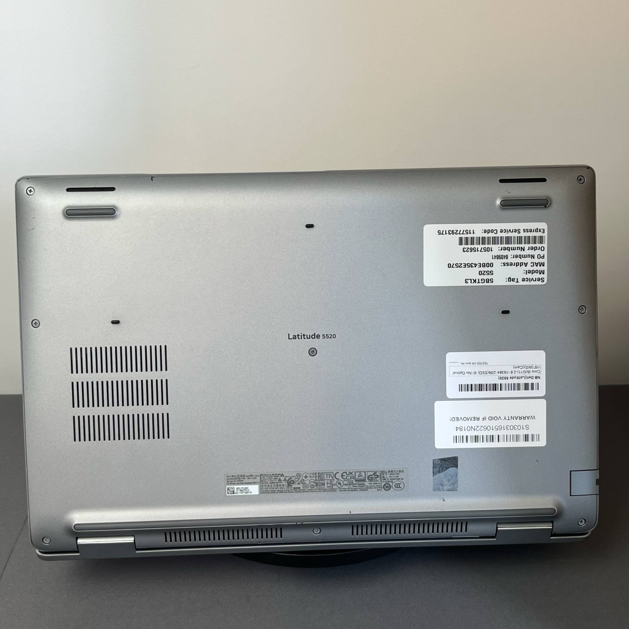 Dell Latitude 5520 Dell Latitude 5520