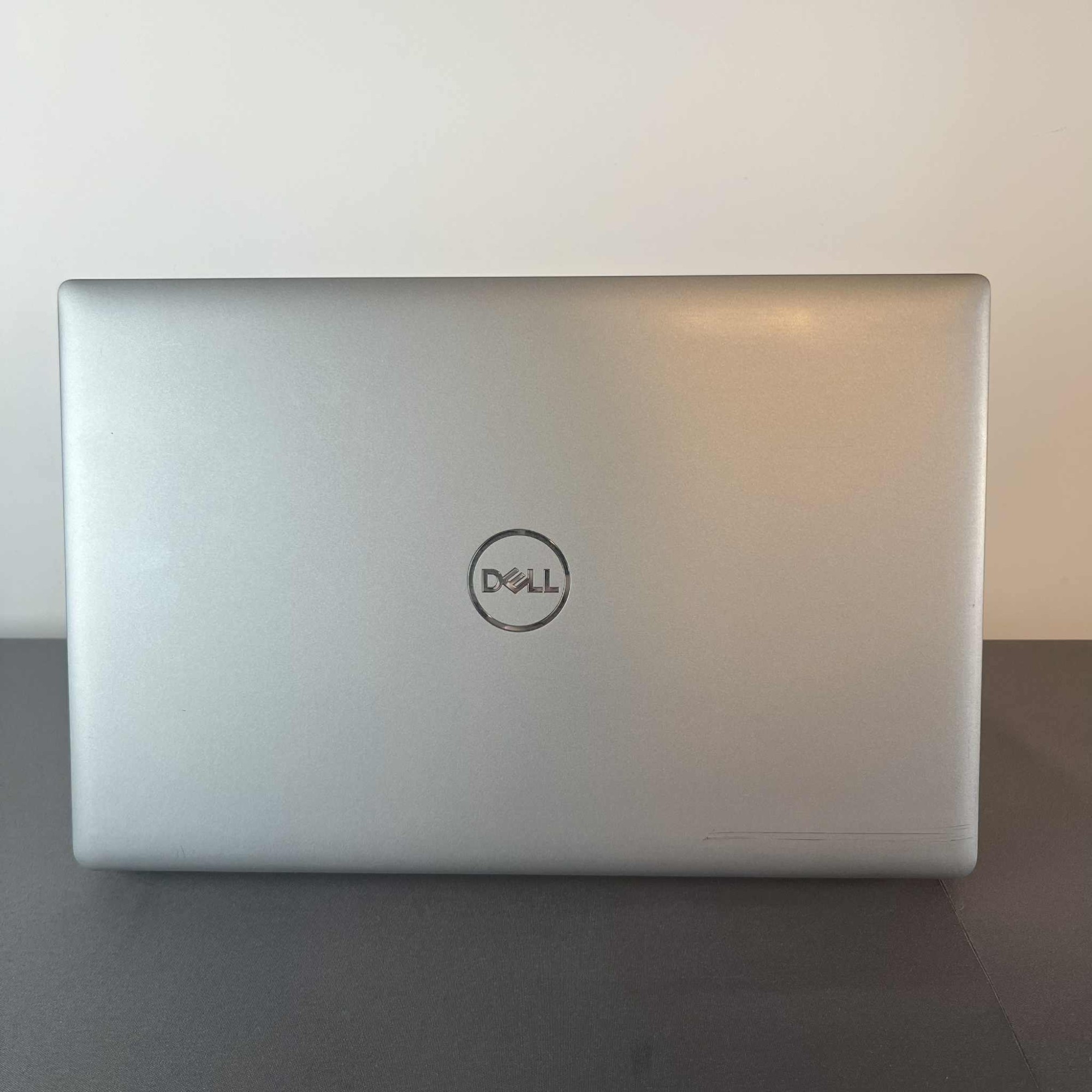 Dell Latitude 5520 Dell Latitude 5520