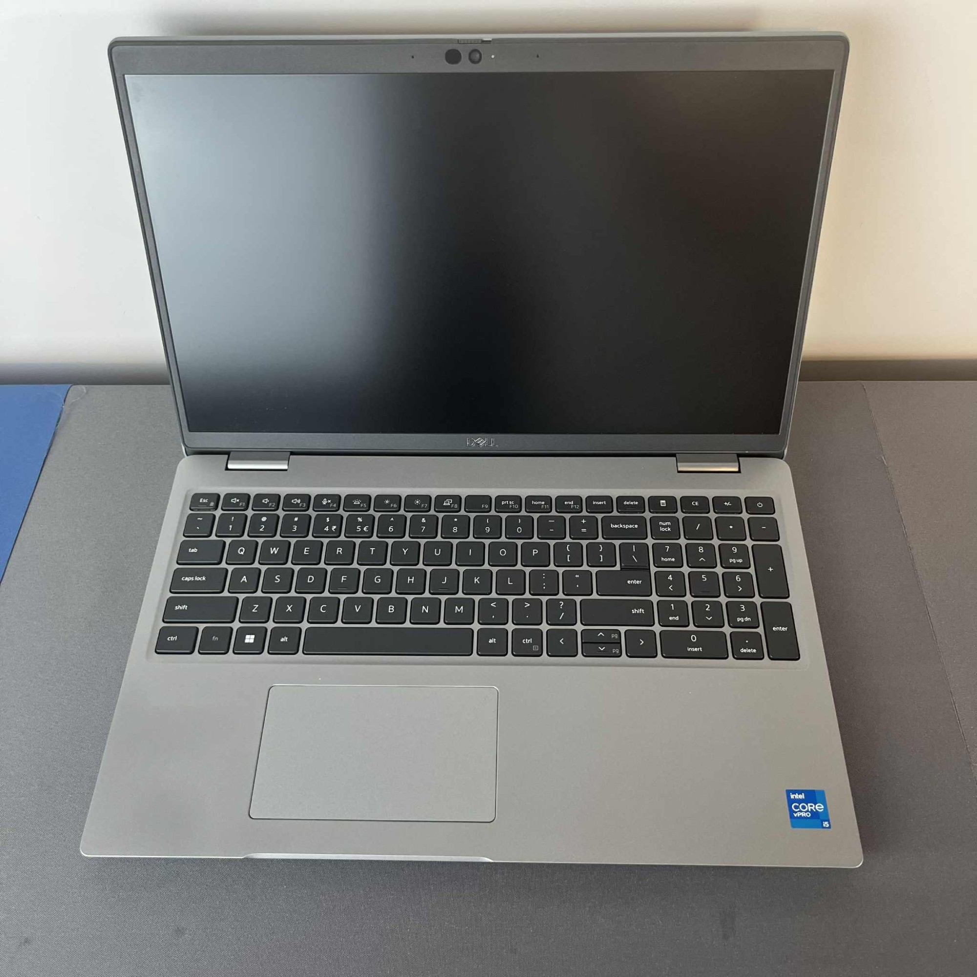 Dell Latitude 5520 Dell Latitude 5520