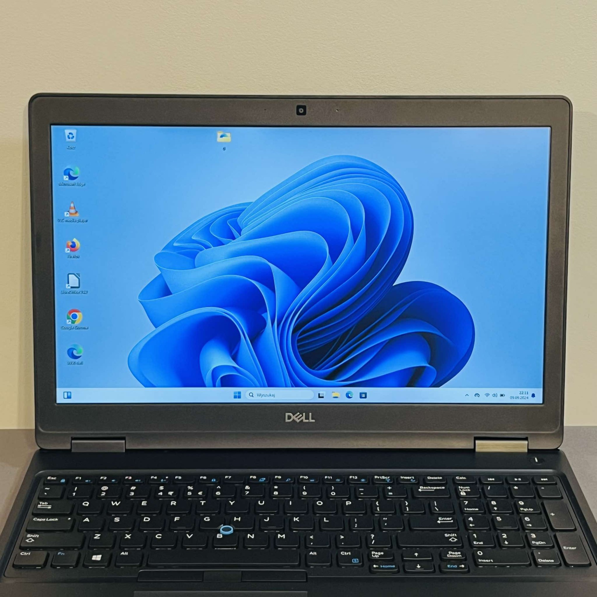 Dell Latitude 5590 Dell Latitude 5590
