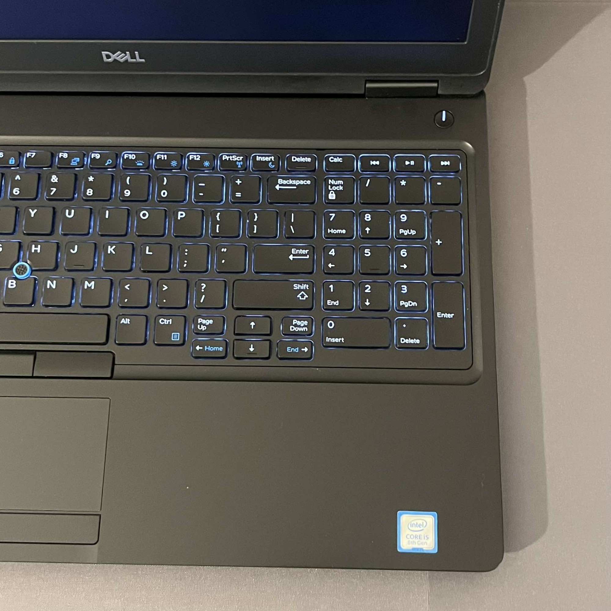 Dell Latitude 5590 Dell Latitude 5590