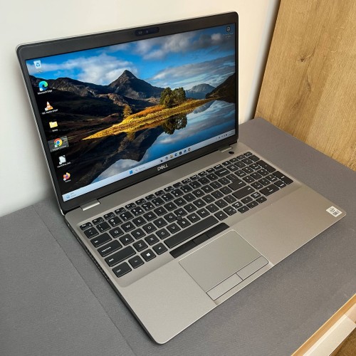 Dell Precision 3551