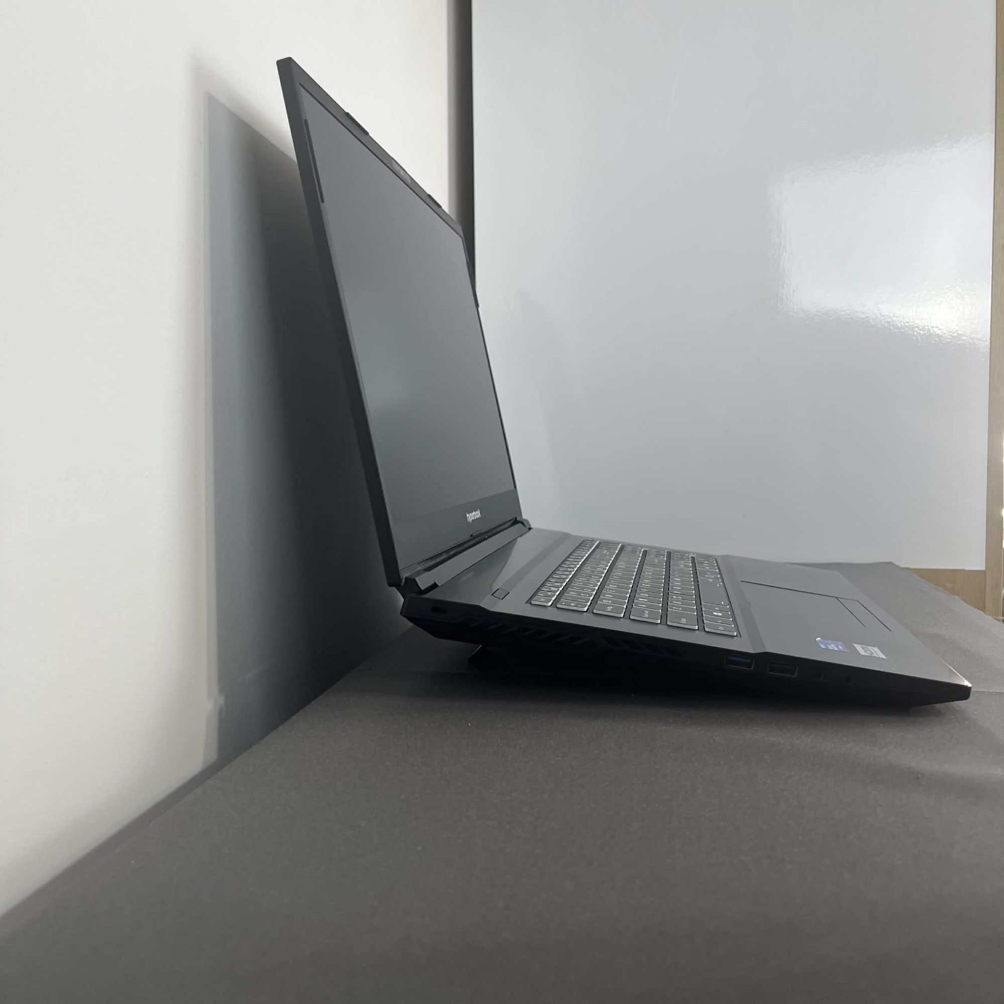 Hyperbook NH7