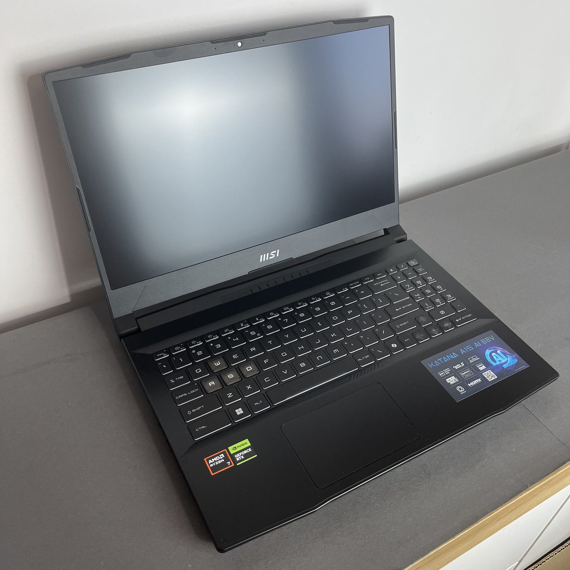 MSI Katana A15 AI B8VG