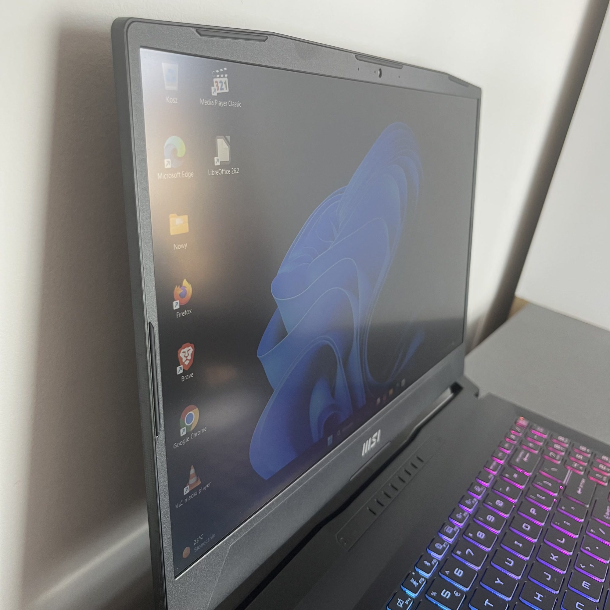 MSI Katana A15 AI B8VG