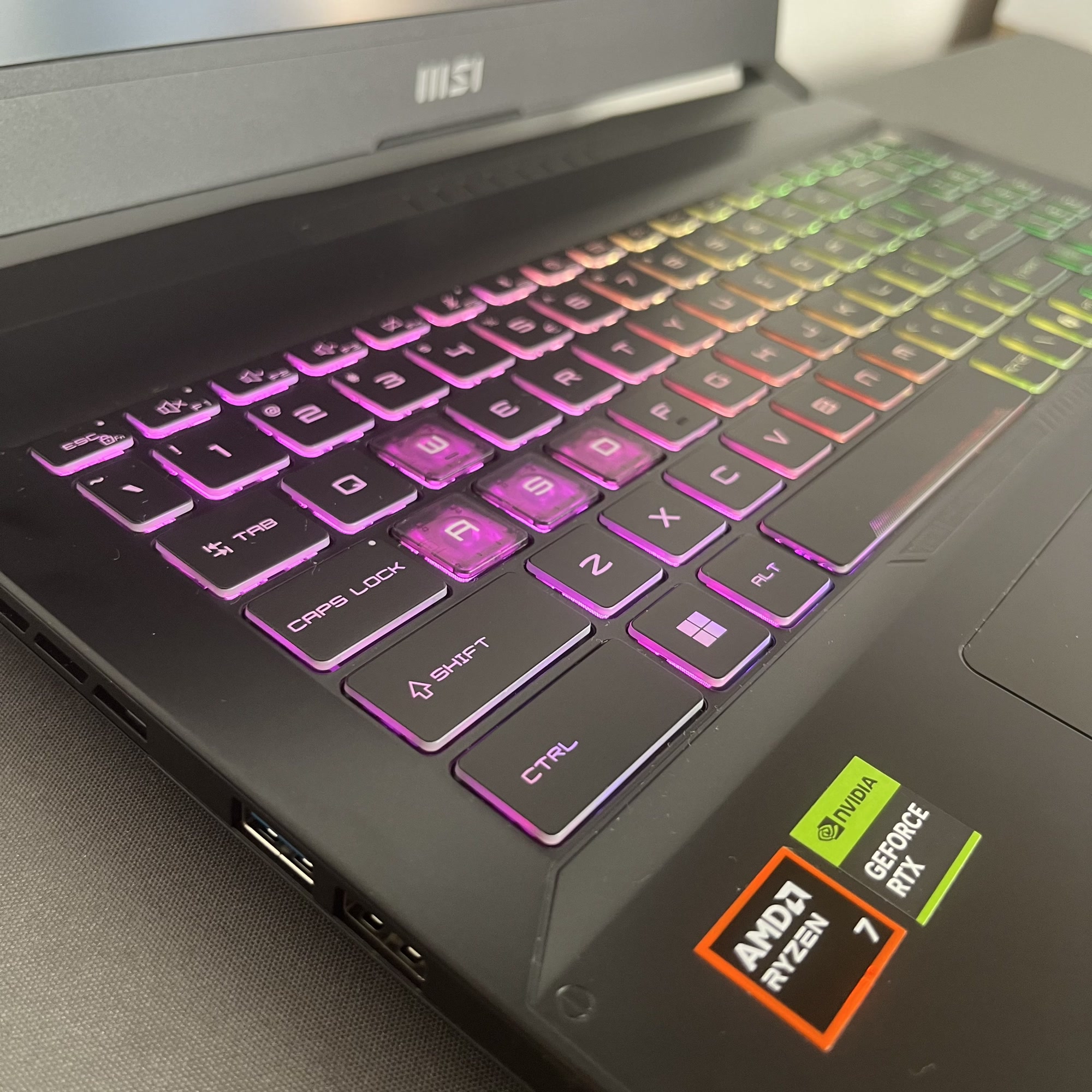 MSI Katana A15 AI B8VG