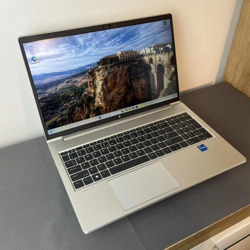 HP Elitebook 650 G10