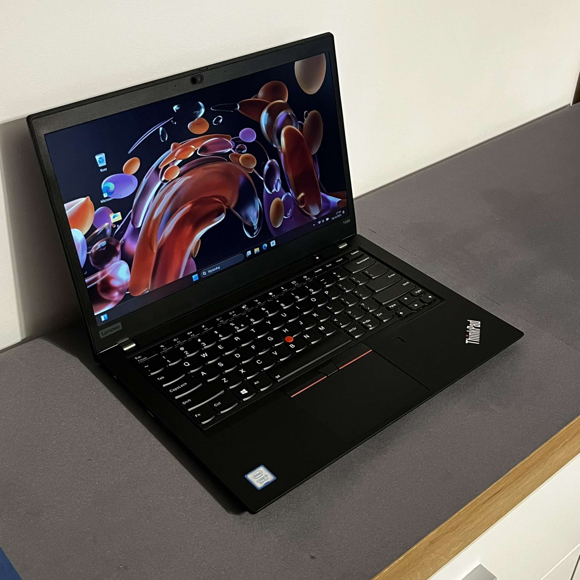 Lenovo ThinkPad T490 Lenovo ThinkPad T490