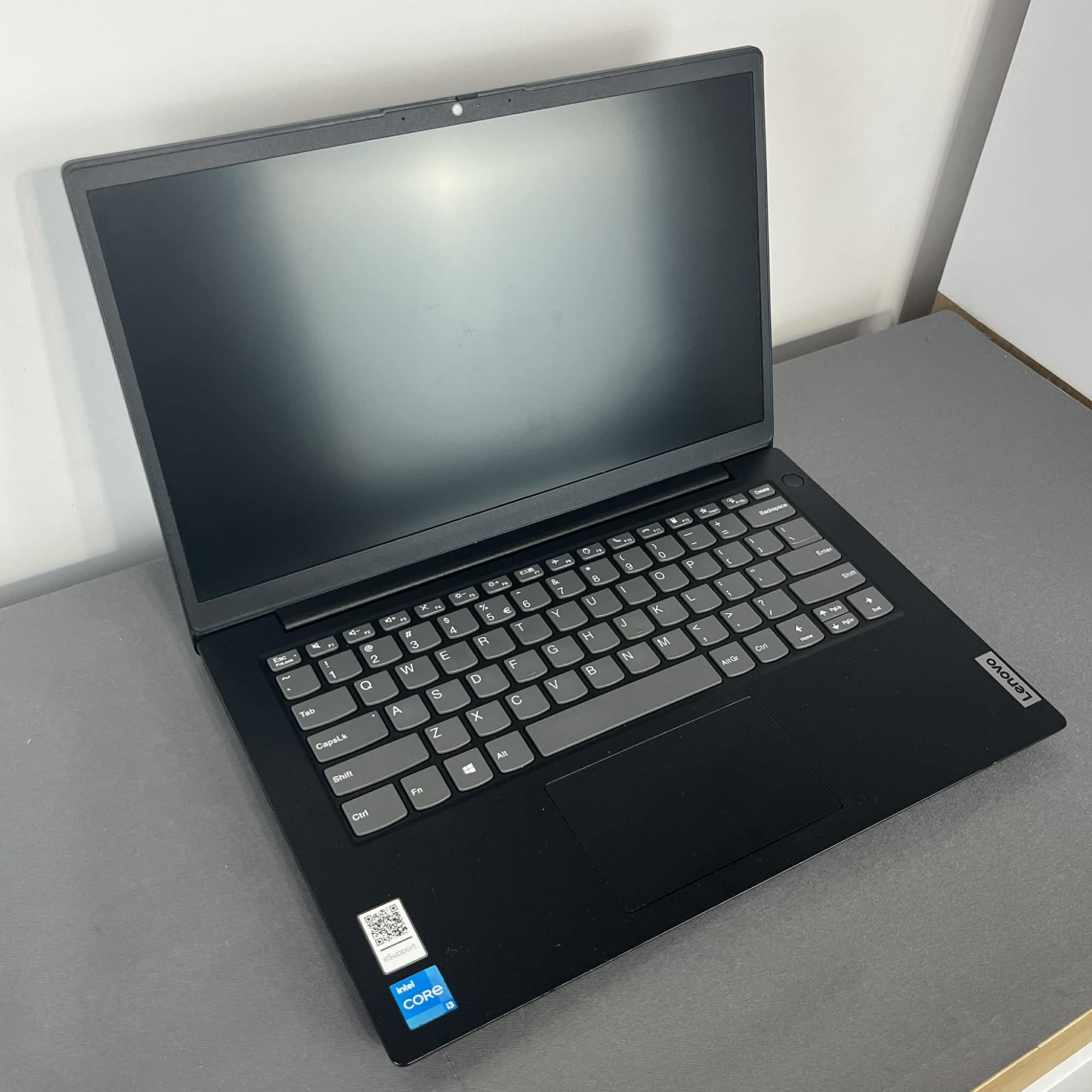 Lenovo V14 G2 ITL