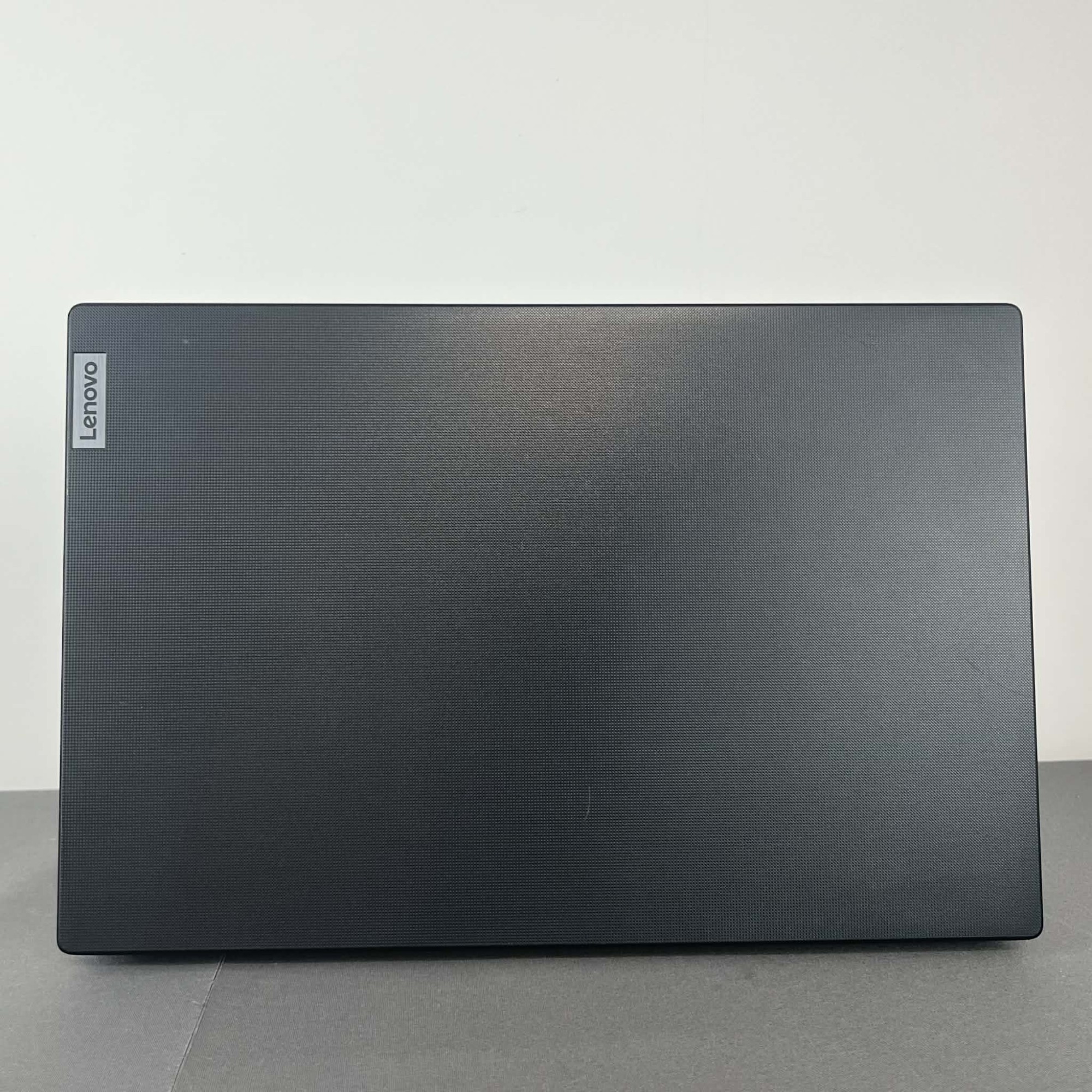Lenovo V14 G2 ITL