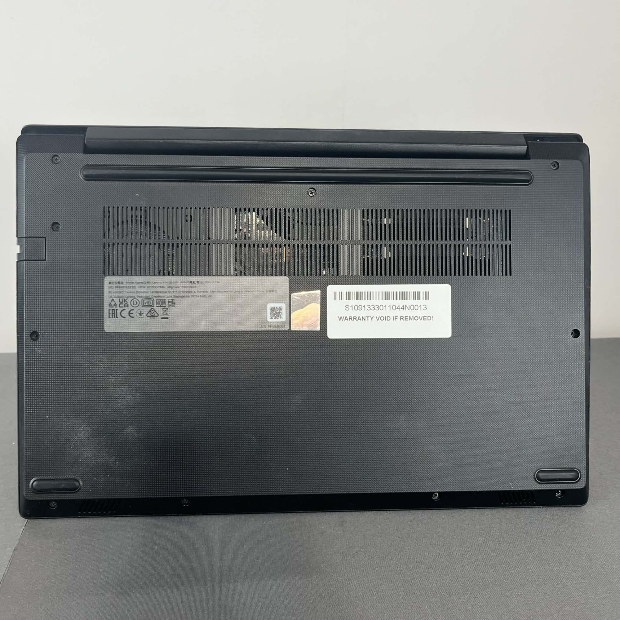 Lenovo V14 G3 IAP