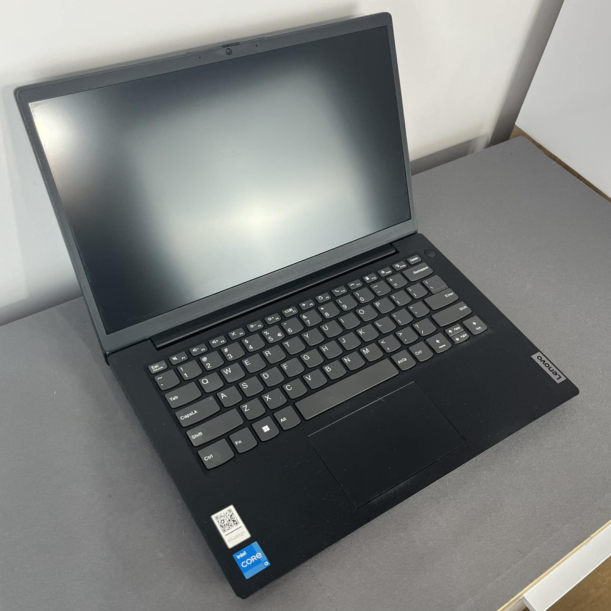 Lenovo V14 G3 IAP