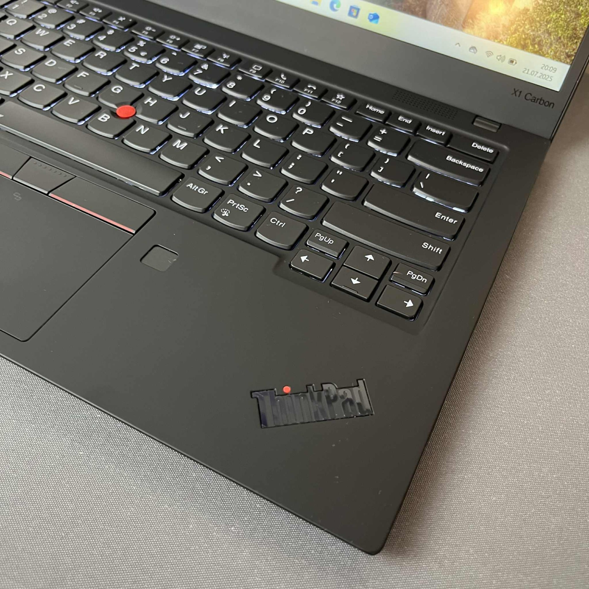 Lenovo X1 Carbon Gen 8