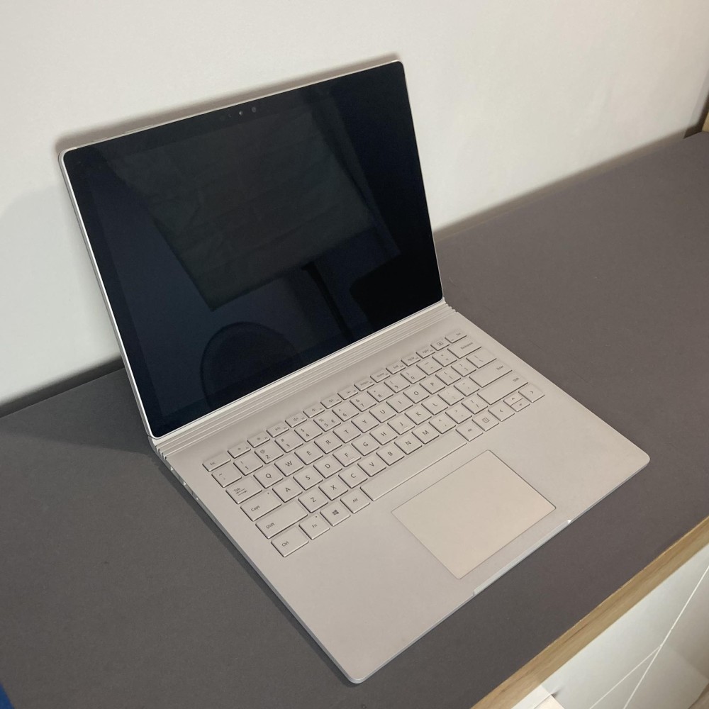 Surface Book 2 13,5"