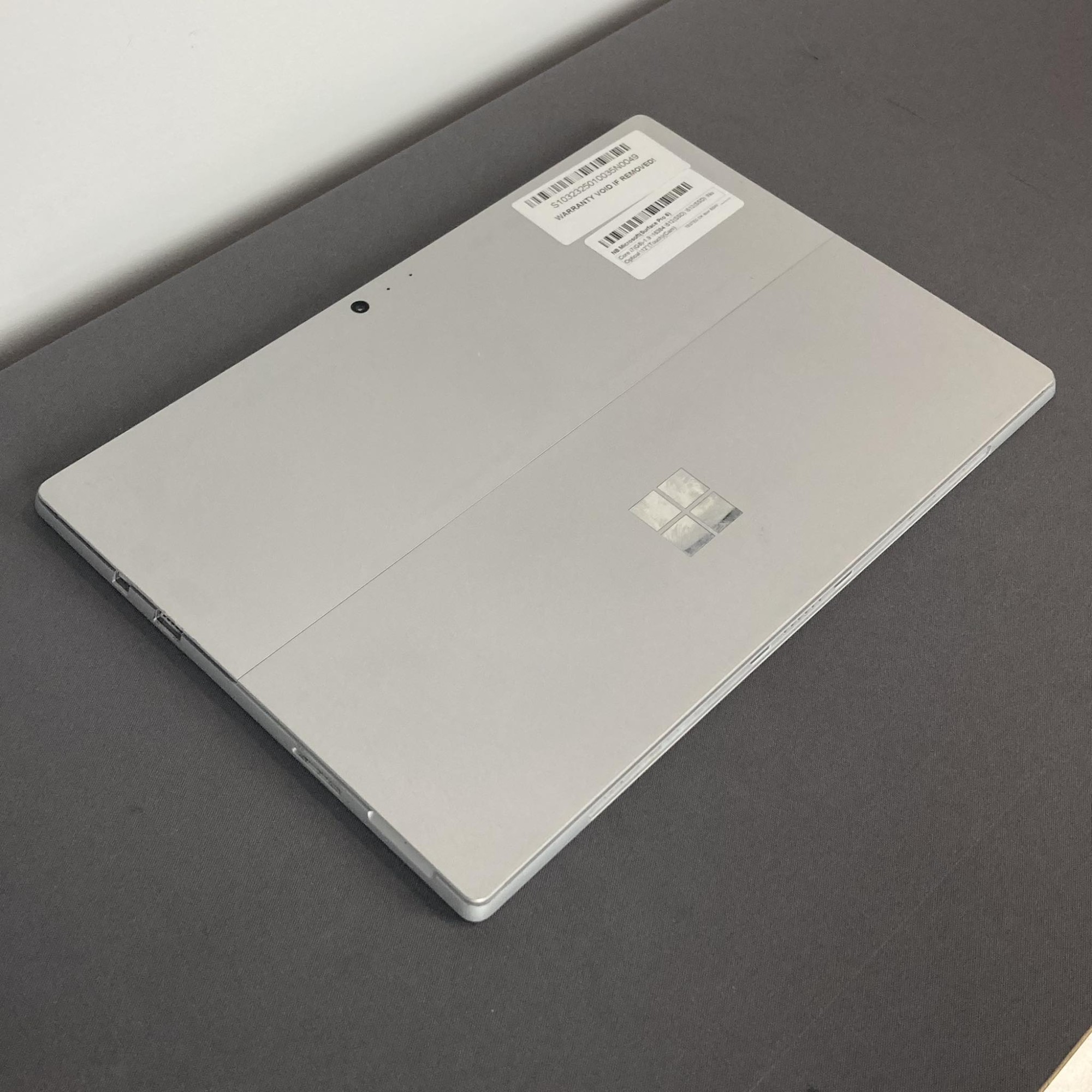 Microsoft Surface Pro 6 Microsoft Surface Pro 6