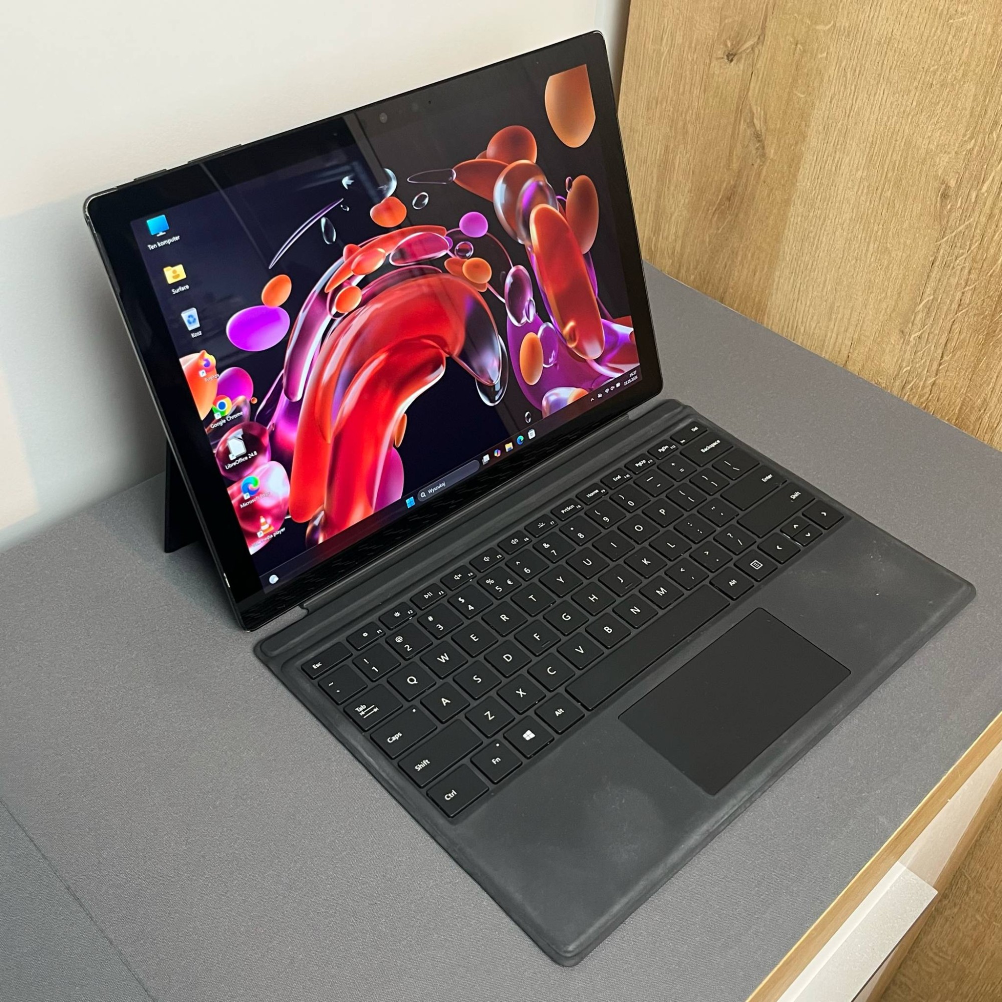 Microsoft Surface Pro 7+ Microsoft Surface Pro 7+