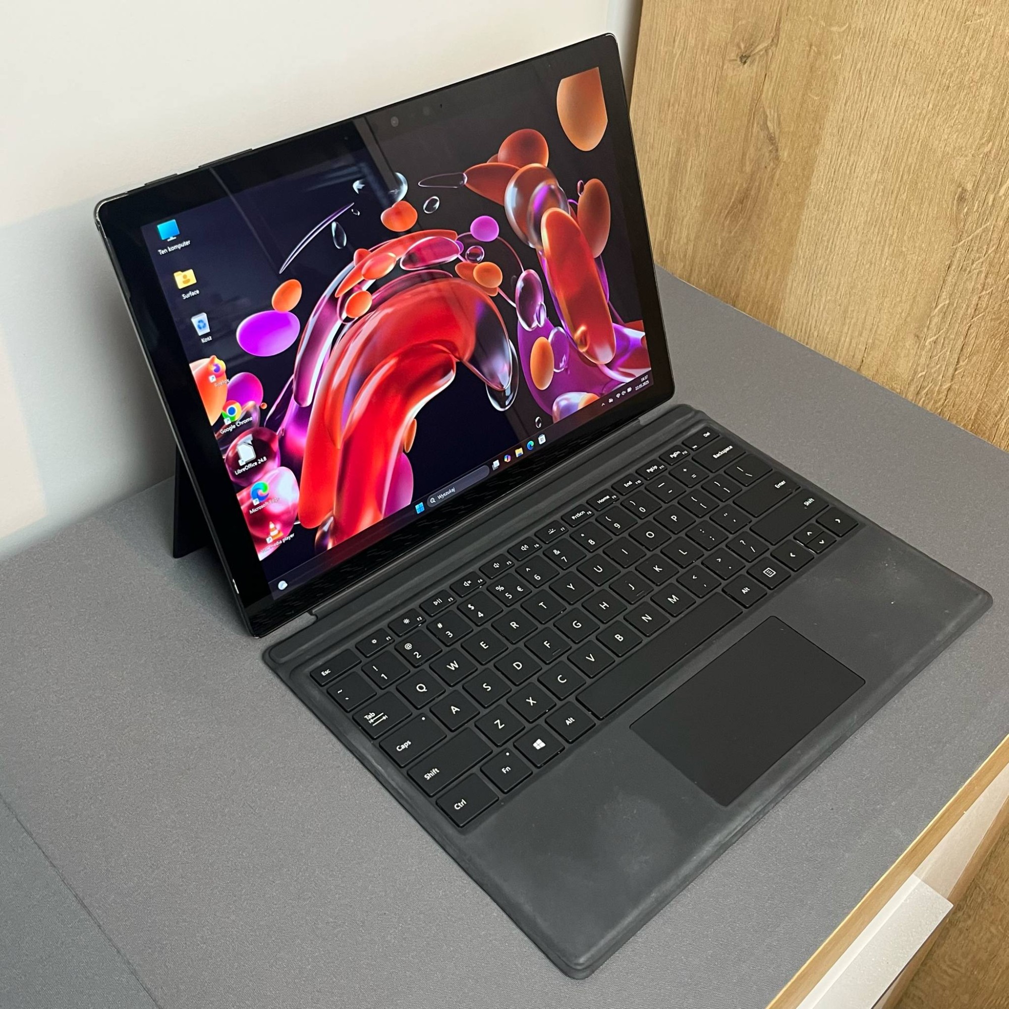 Microsoft Surface Pro 7+ Microsoft Surface Pro 7+
