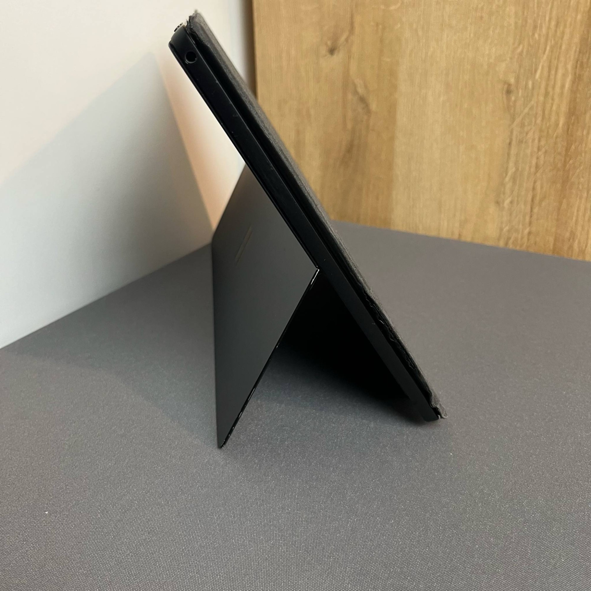 Microsoft Surface Pro 7 Microsoft Surface Pro 7