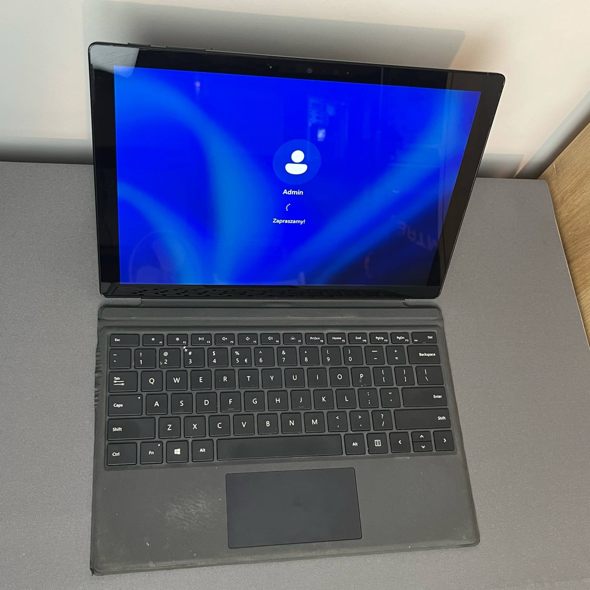 Microsoft Surface Pro 7 Microsoft Surface Pro 7