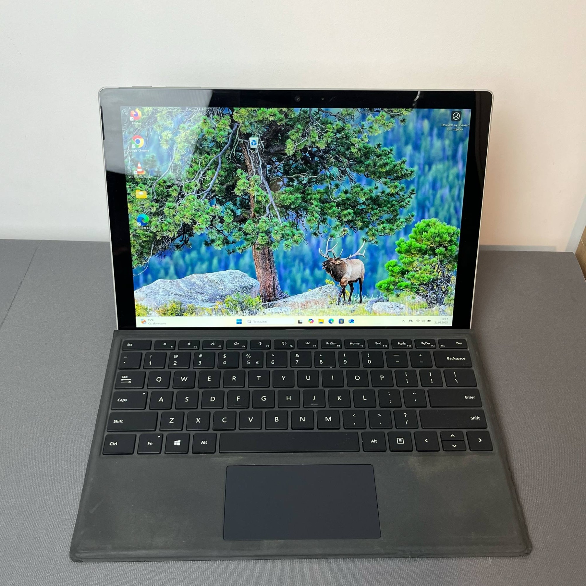 Microsoft Surface Pro 5 Microsoft Surface Pro 5