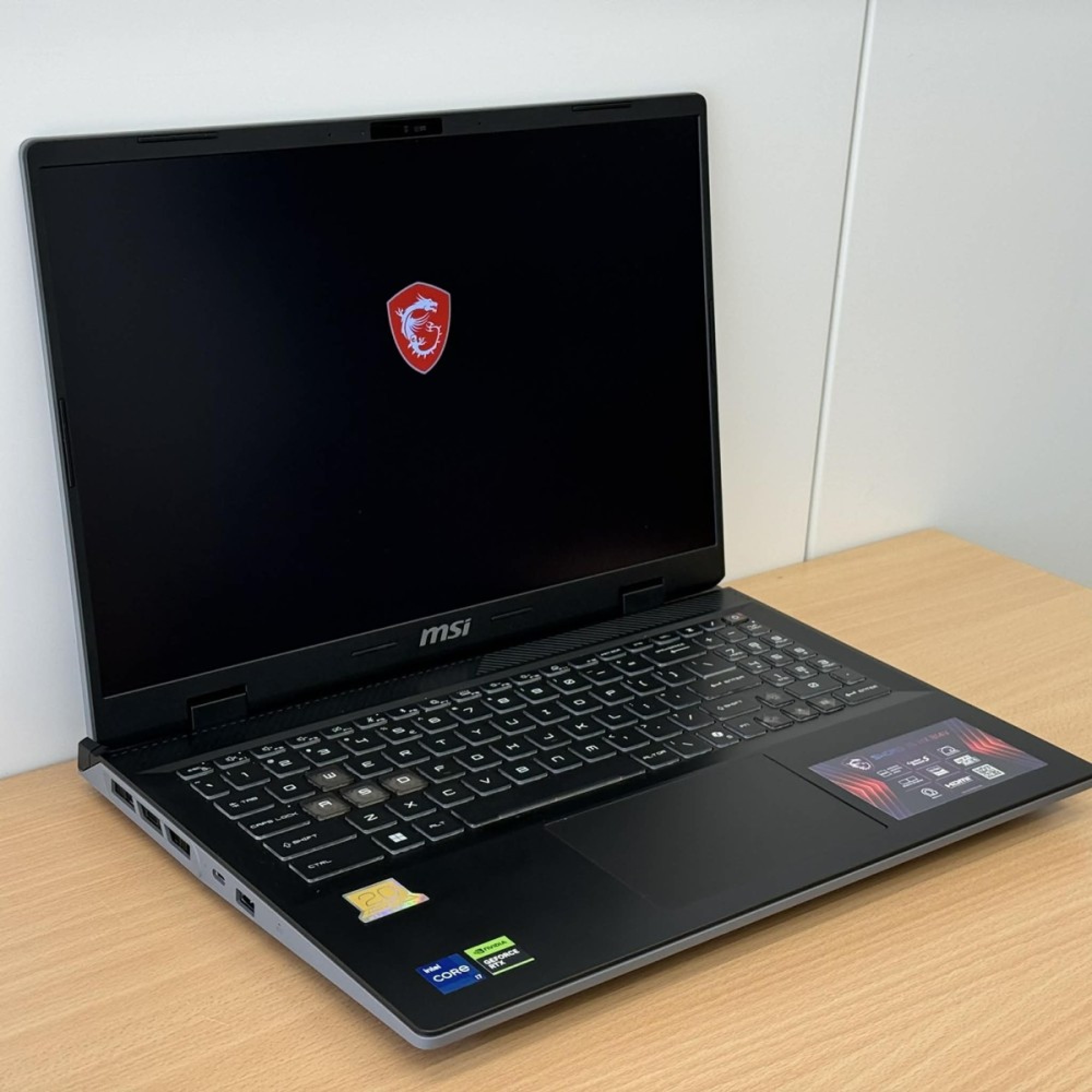 MSI Sword 16 HX B14VGKG